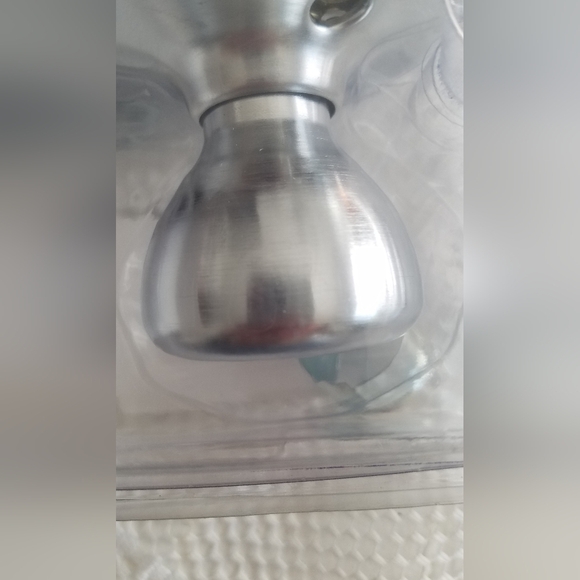 New Sealed Kwikset Tylo Hall & Closet Door Knob Satin Chrome Style 92001-514 - Picture 8 of 9